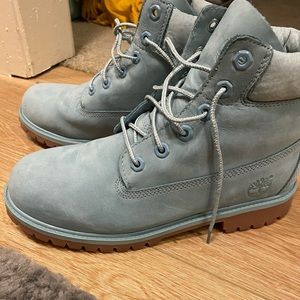 Light blue timberland boots. Perfect condition